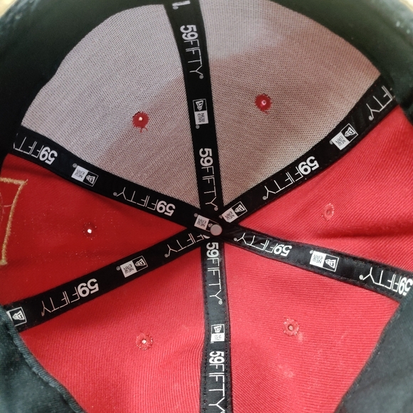 Hat - Picture 4 of 5